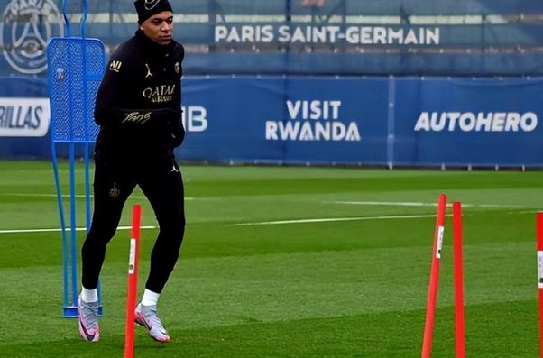 卢旺达金主推动欧冠四强背后的足球复兴之路