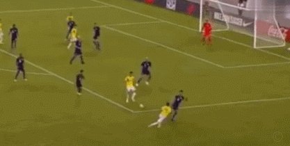 王钰栋禁区转身射门因越位无效