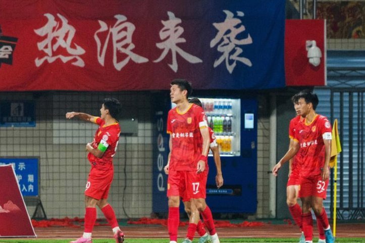 申花vs铜梁龙首发：拉唐领衔，向余望替补，米内罗缺阵