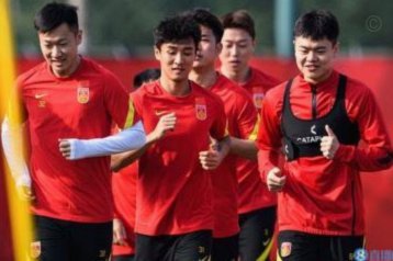 北青：U19国足热身赛与海港B队战平，球队29日凌晨赴法国
