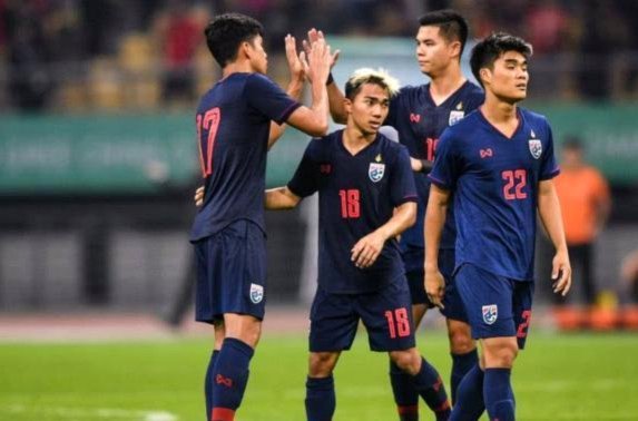 泰国核心颂克拉辛：难忘当年5比1，中国球迷甚至为我们喝彩