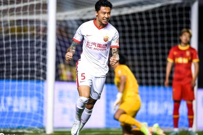 张琳芃头球破门，海港1-0险胜赛更达