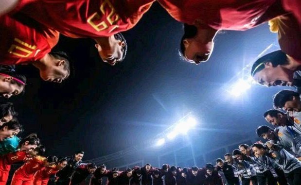 国足一直不行的原因，因为网络环境太差占很大因素，大家觉得呢
