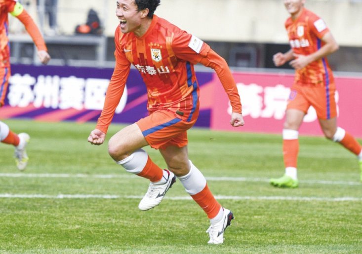 梅开二度！费兰托雷斯双响，巴黎2-2雷恩