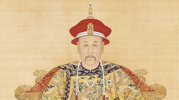 记者：皇马还在摸索穆帅的意图，巴萨的体系领先他们两年