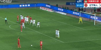 中超-古斯塔沃戴帽 铁人连扳三球4-4河南队三轮不胜
