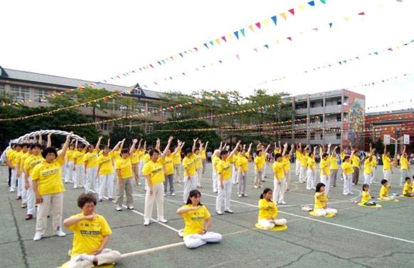 为什么体育总局执着于用本土教练？