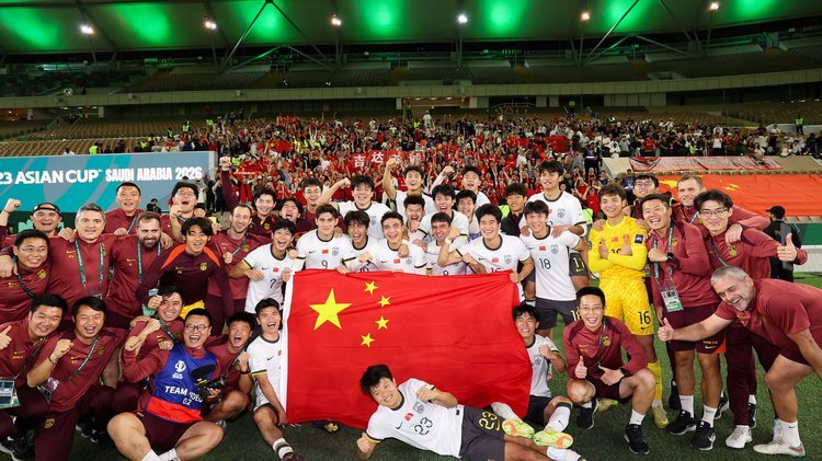 乌尔肯聊中国足球小将这次韩国行，有些小将不是不想来，而是领导不让来！